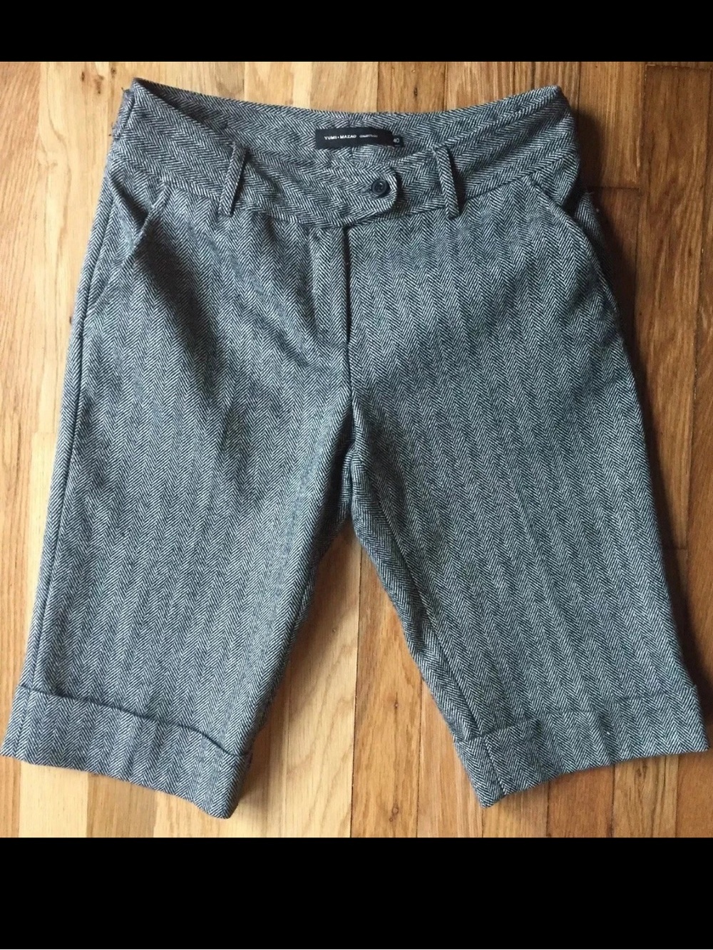 Women's YUMI MAZAO Wool Shorts size S - 40 Blk&wht herringbone 🌼